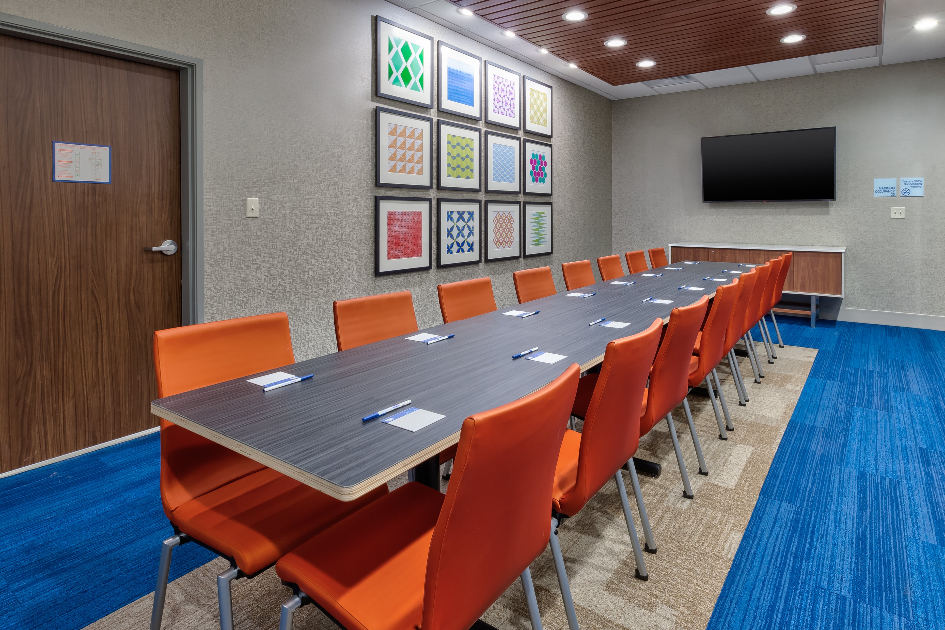 Holiday Inn Express And Suites Wooster 42/47