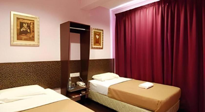 Aristo Hotel At Putatan 22/56