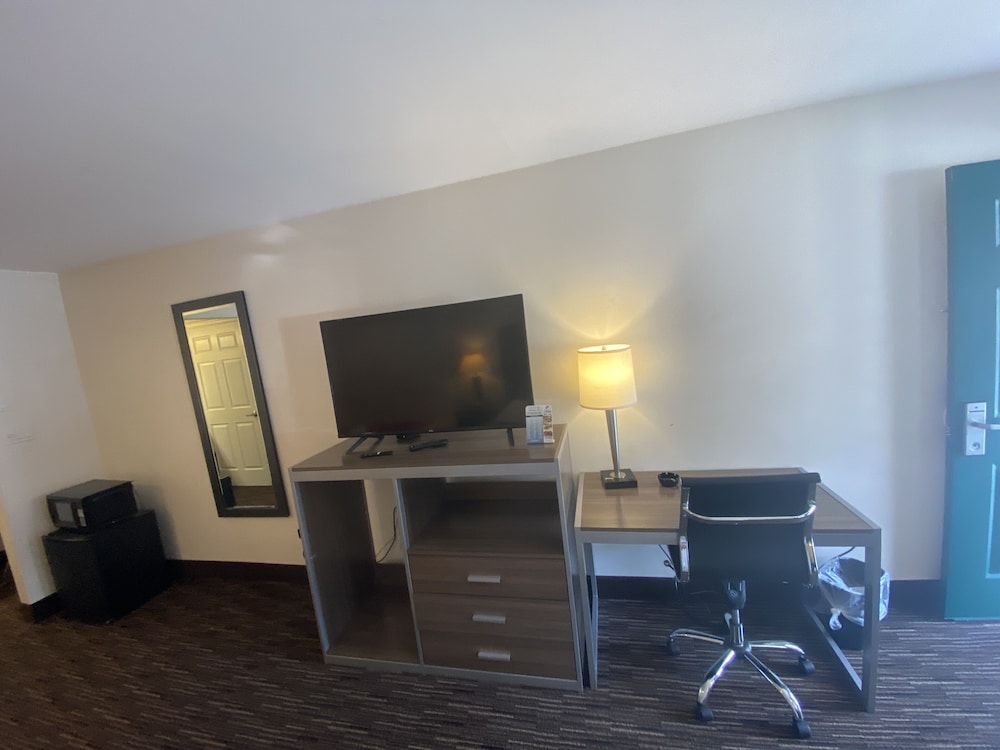 Best Western Garden State Inn 23/31
