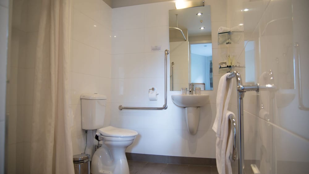 The Waterfront Suites Heritage Collection 49/50