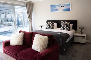 Superior, Studio, Suite, King Bed