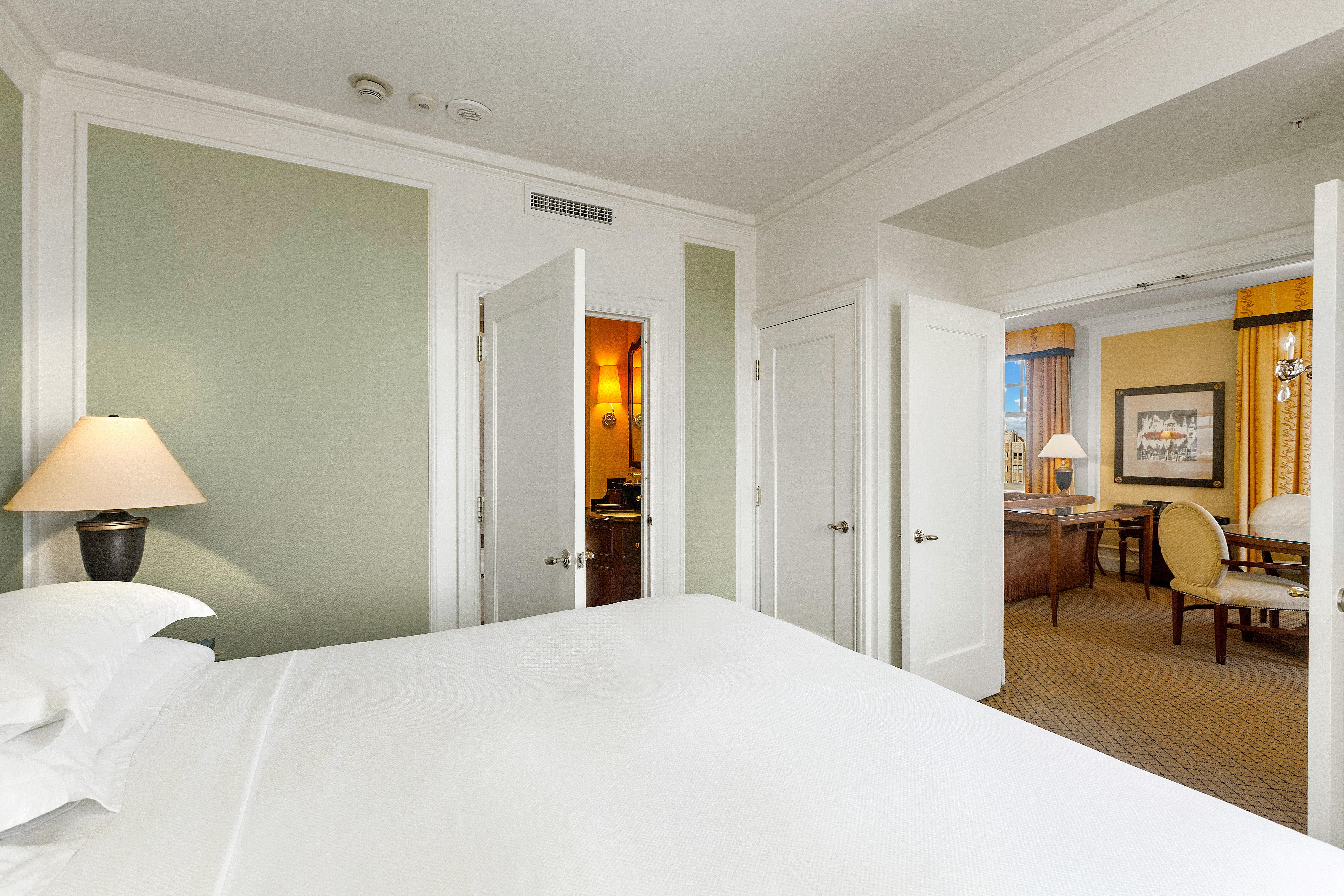 1 Bedroom, Suite, Dining Area