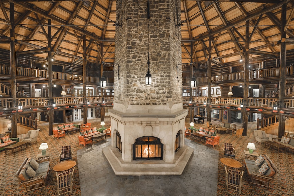 Fairmont Le Chateau Montebello 63/74