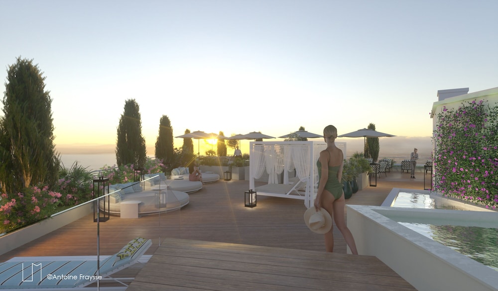 swimming pool spa