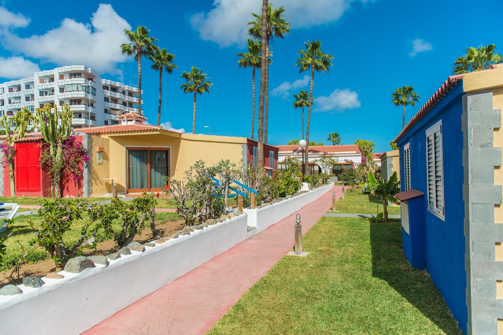 HL Miraflor Suites Hotel 37/44