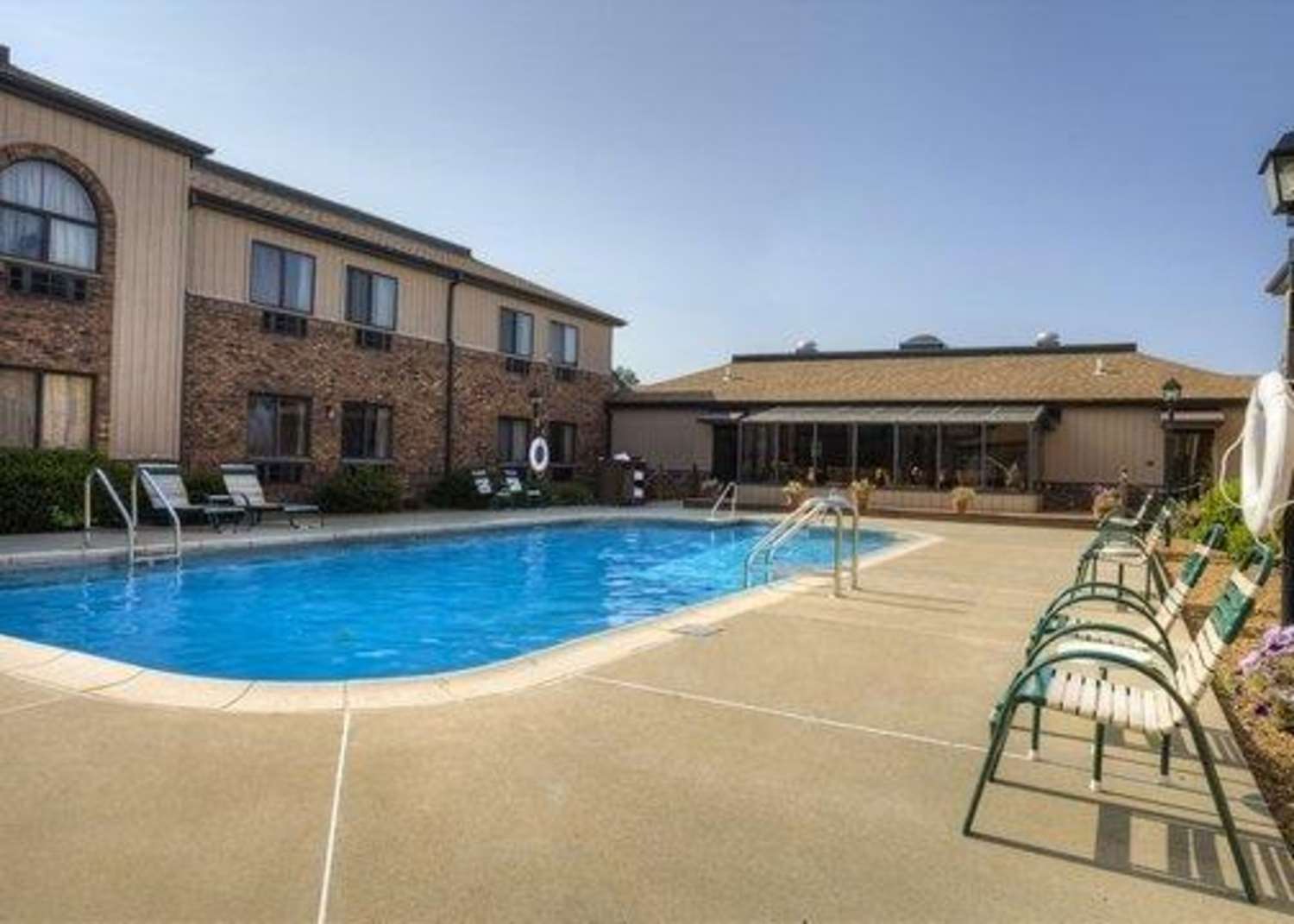Quality Inn Suites Marion 6/44