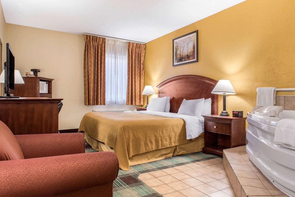 Quality Inn Suites Miamisburg 7/35