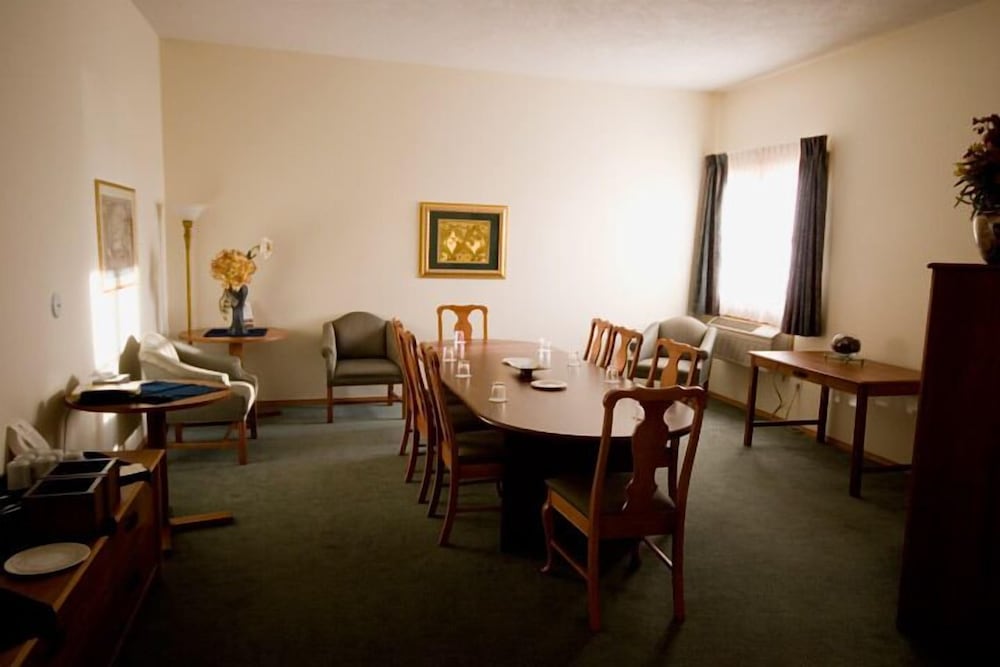The Grand Hotel Nanaimo 39/63