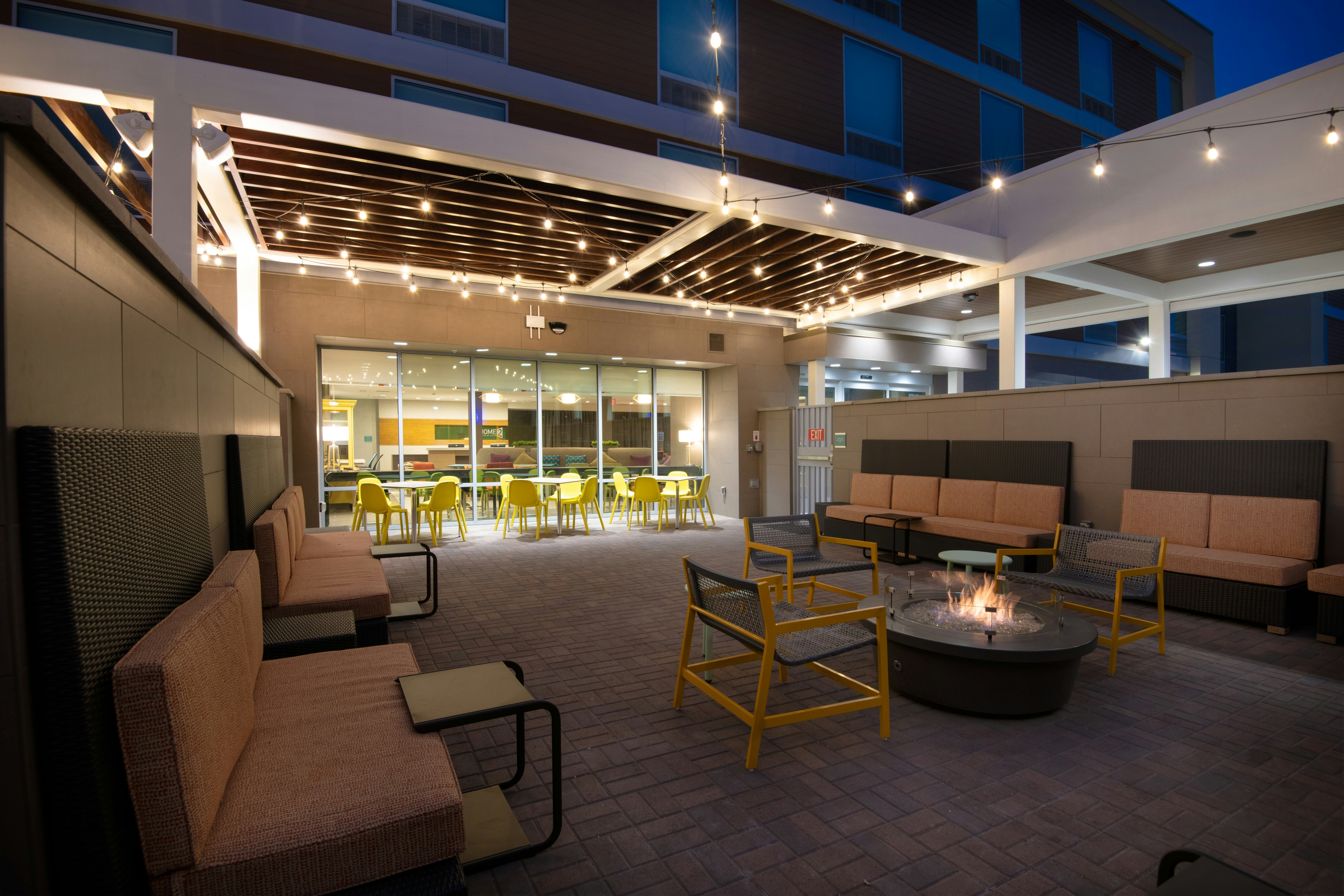 Home2 Suites By Hilton Phoenix Airport North 24/47