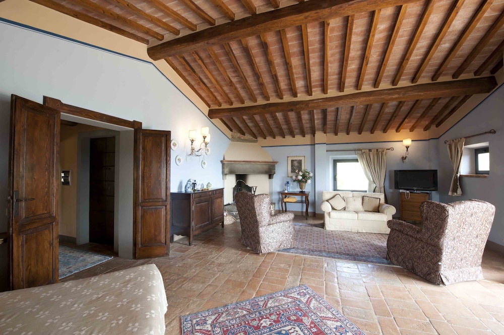 Il Falconiere 3/83