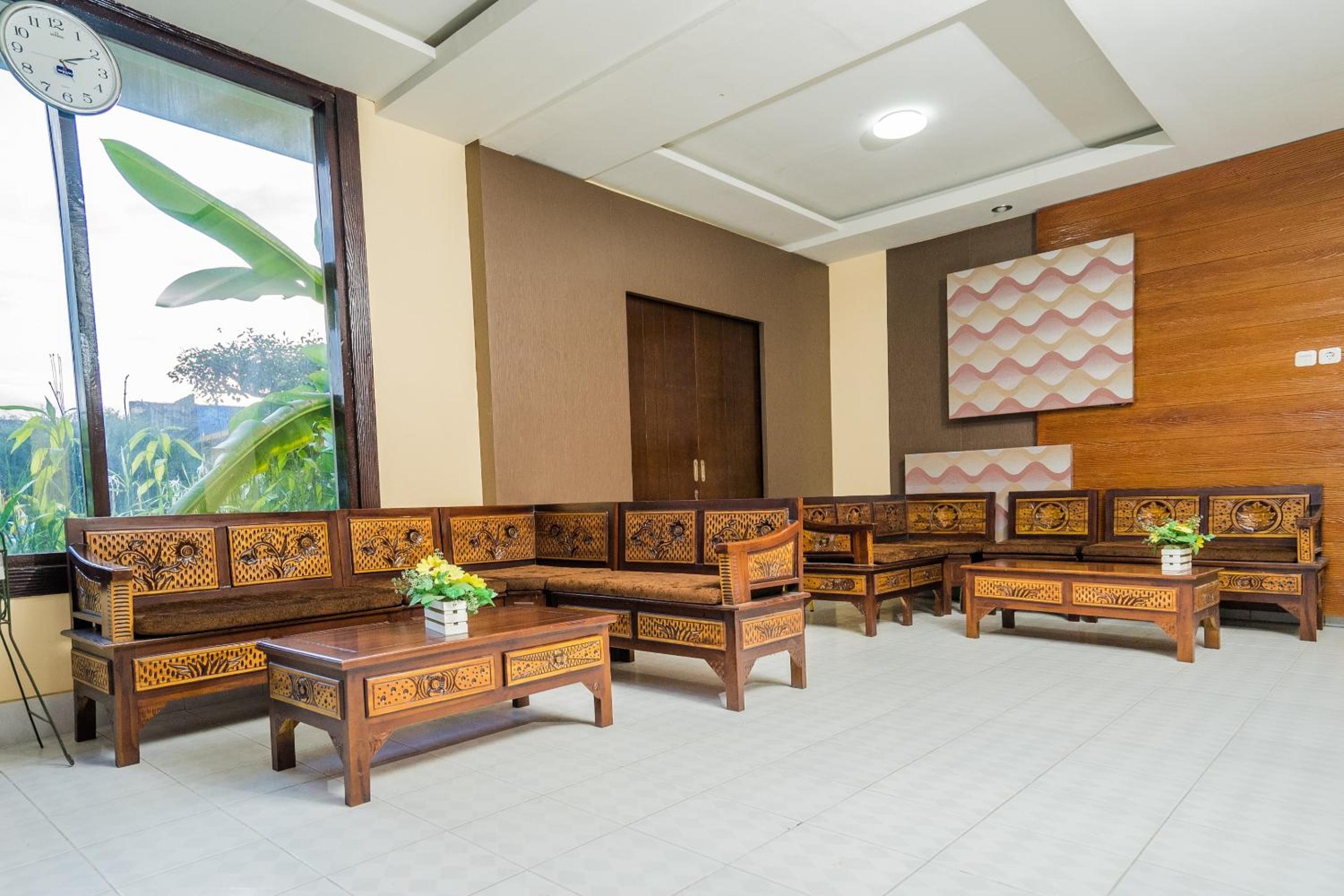 Hotel O Central Batu Near Jatim Park 3 Formerly Bunga Matahari Hotel 39/50