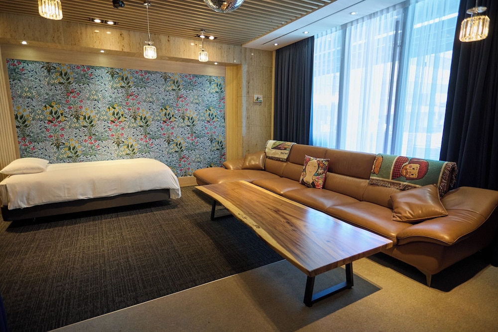 ACUBE HOTEL 31/49