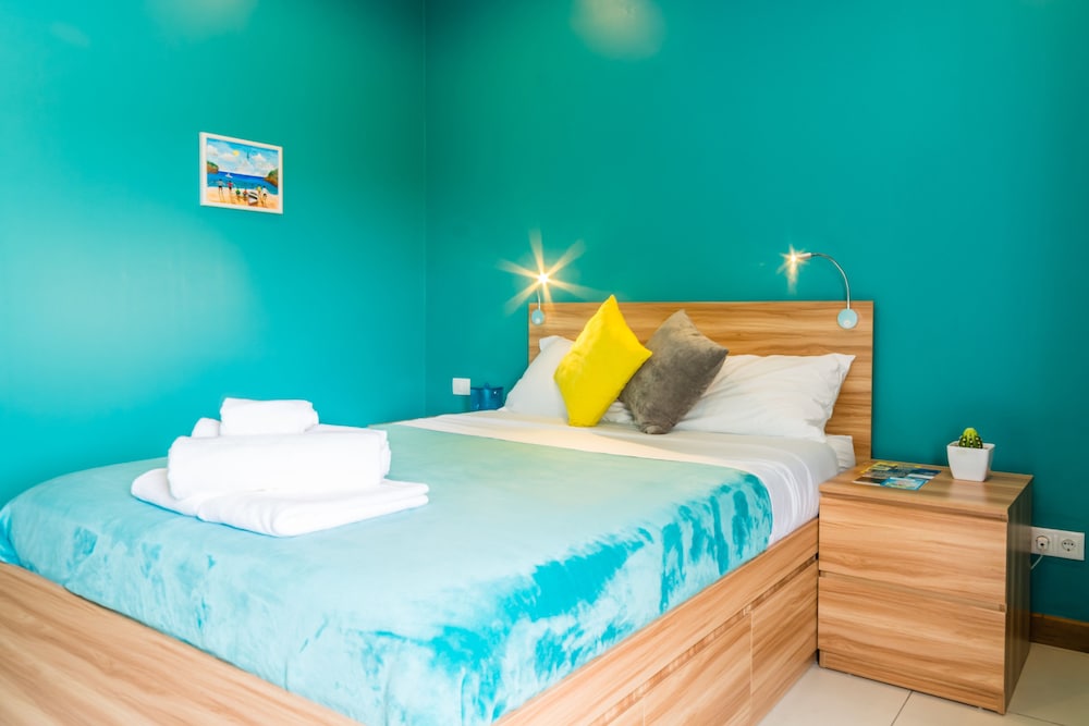 Bed & Bike Curacao Hostel 27/50