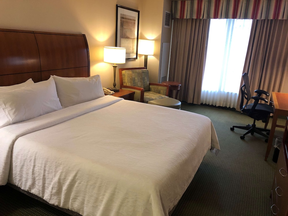 Evolution, King Bed