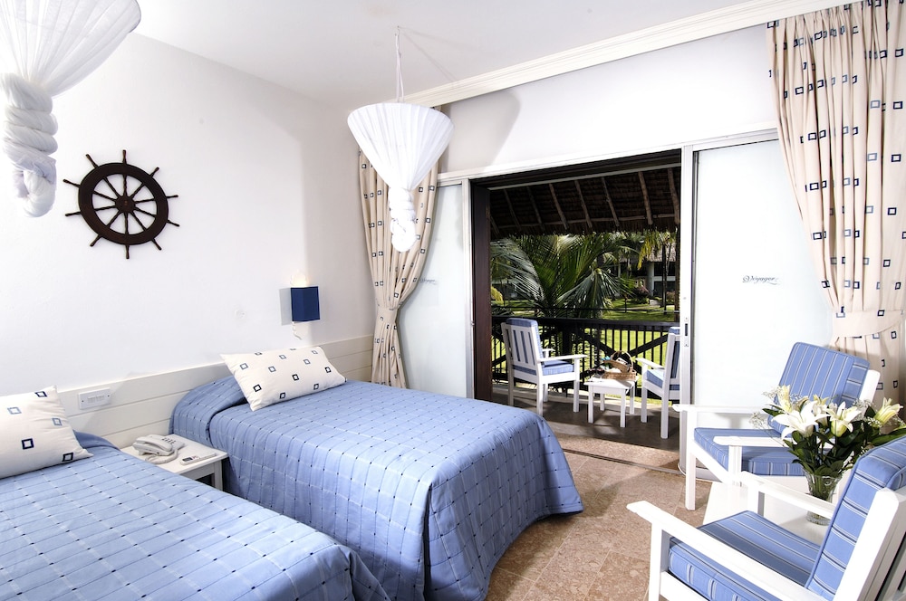 Voyager Beach Resort 13/38