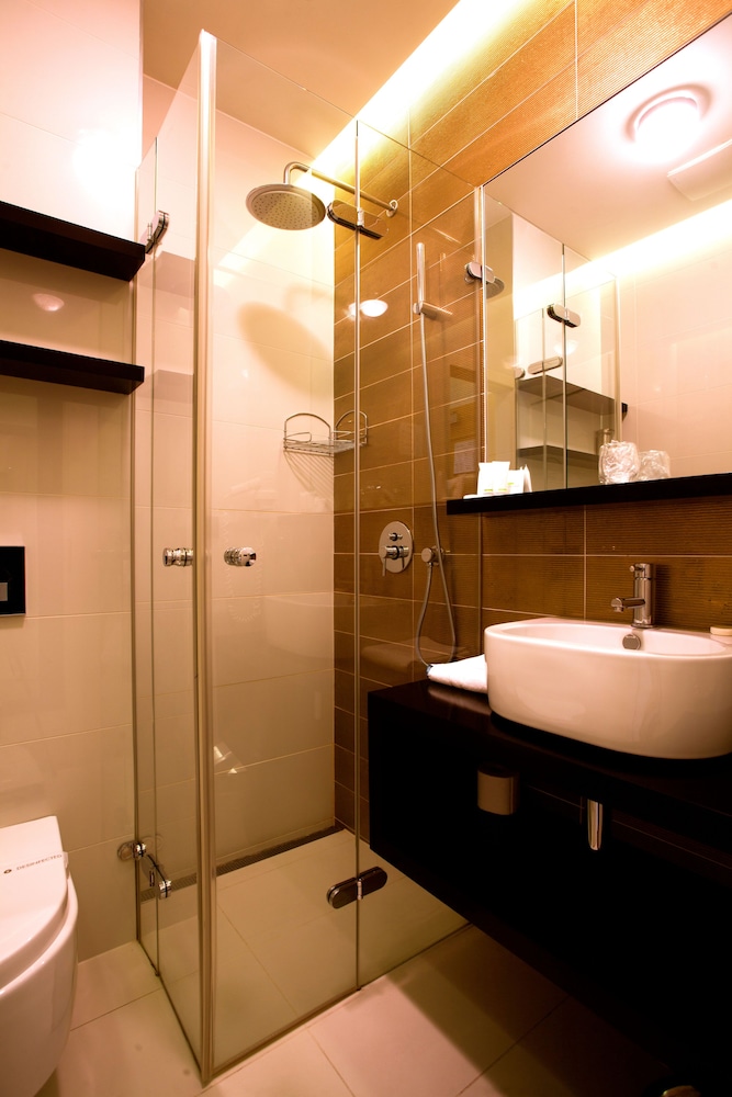 Wellness And Spa Hotel Ambiente 12/63