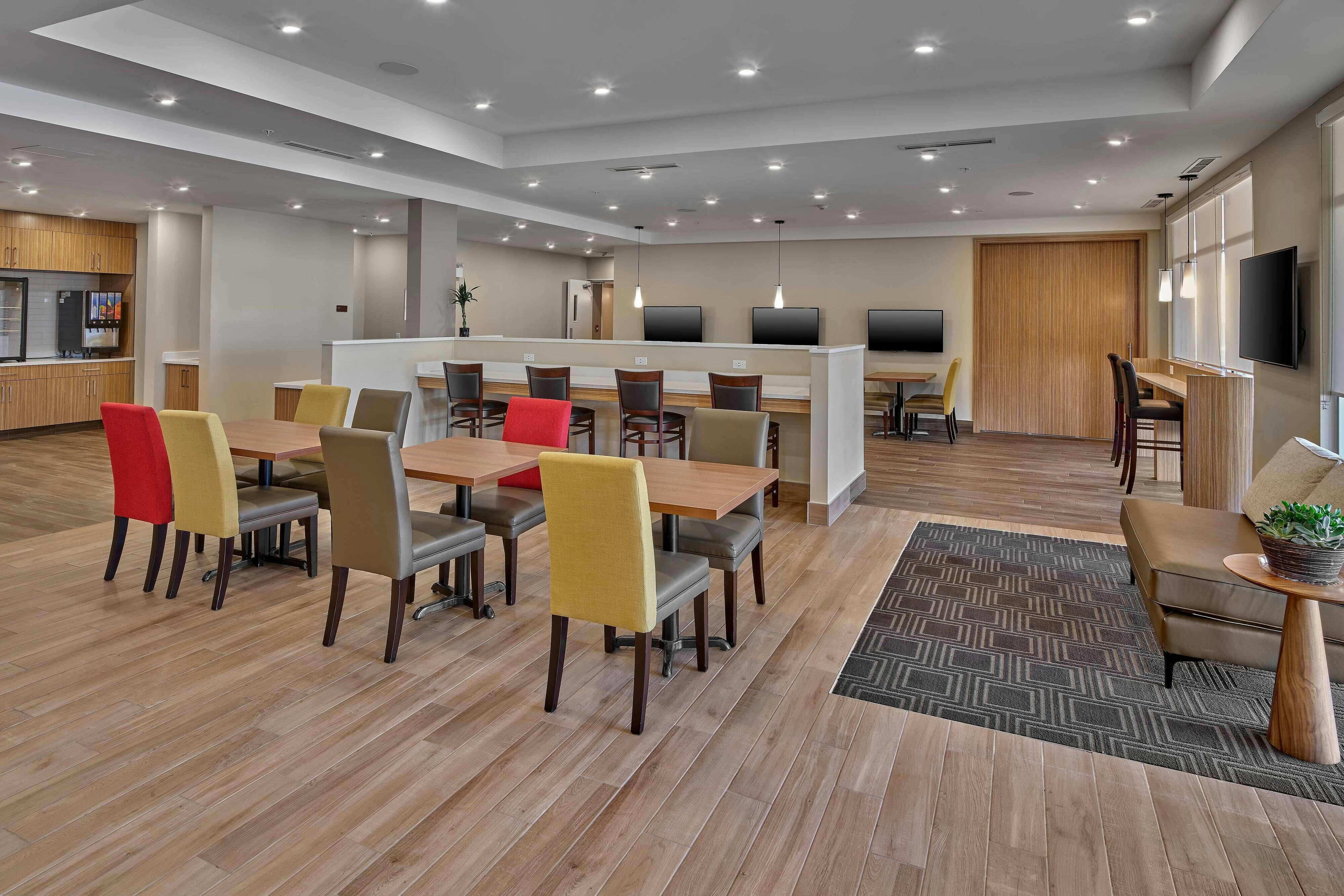 Towneplace Suites By Marriott Edmonton Sherwood Park 10/13