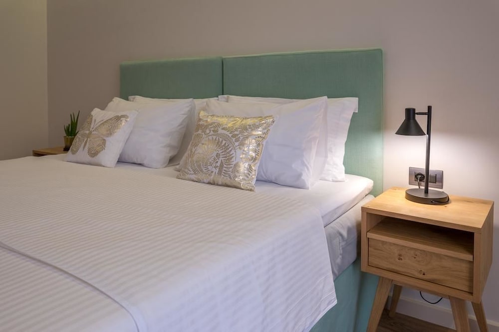 Glow Boutique Hotel & Suites photo4