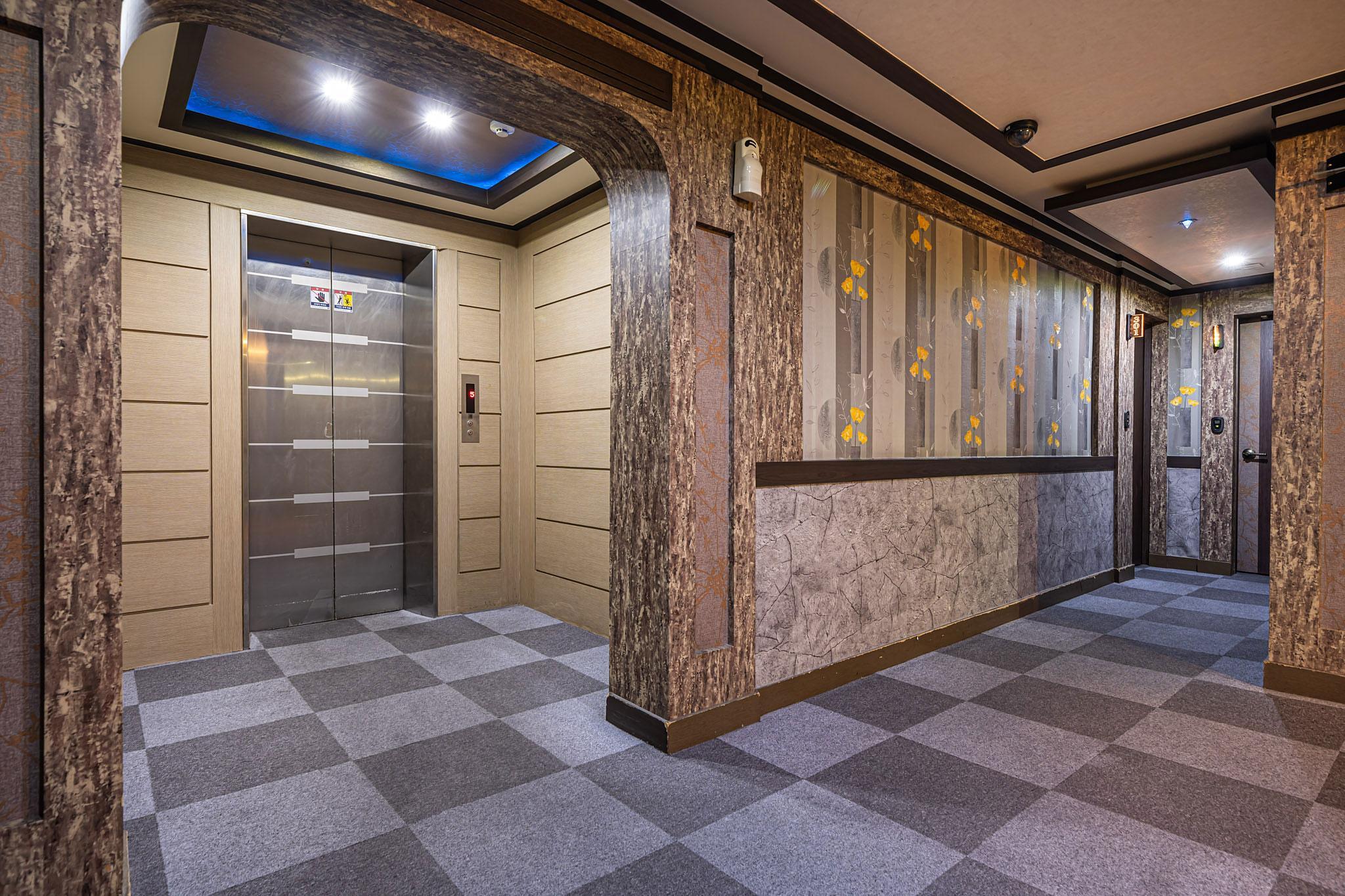 Hotel J Ansan 5/93