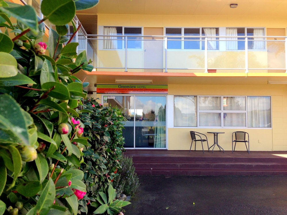 Greenview Motel 5/50