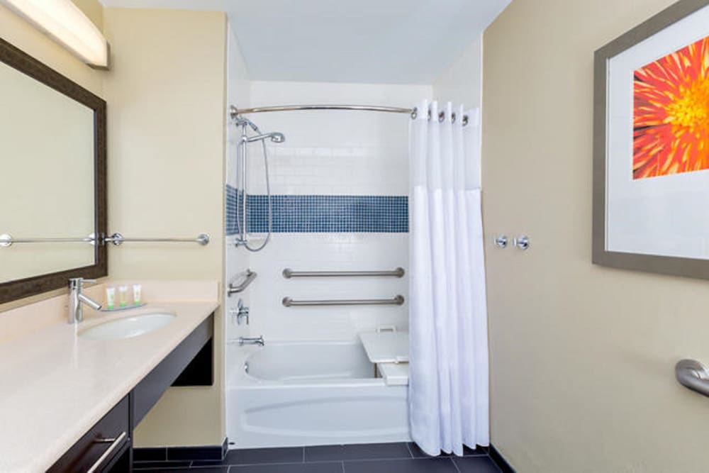 Staybridge Suites College Station 13/60