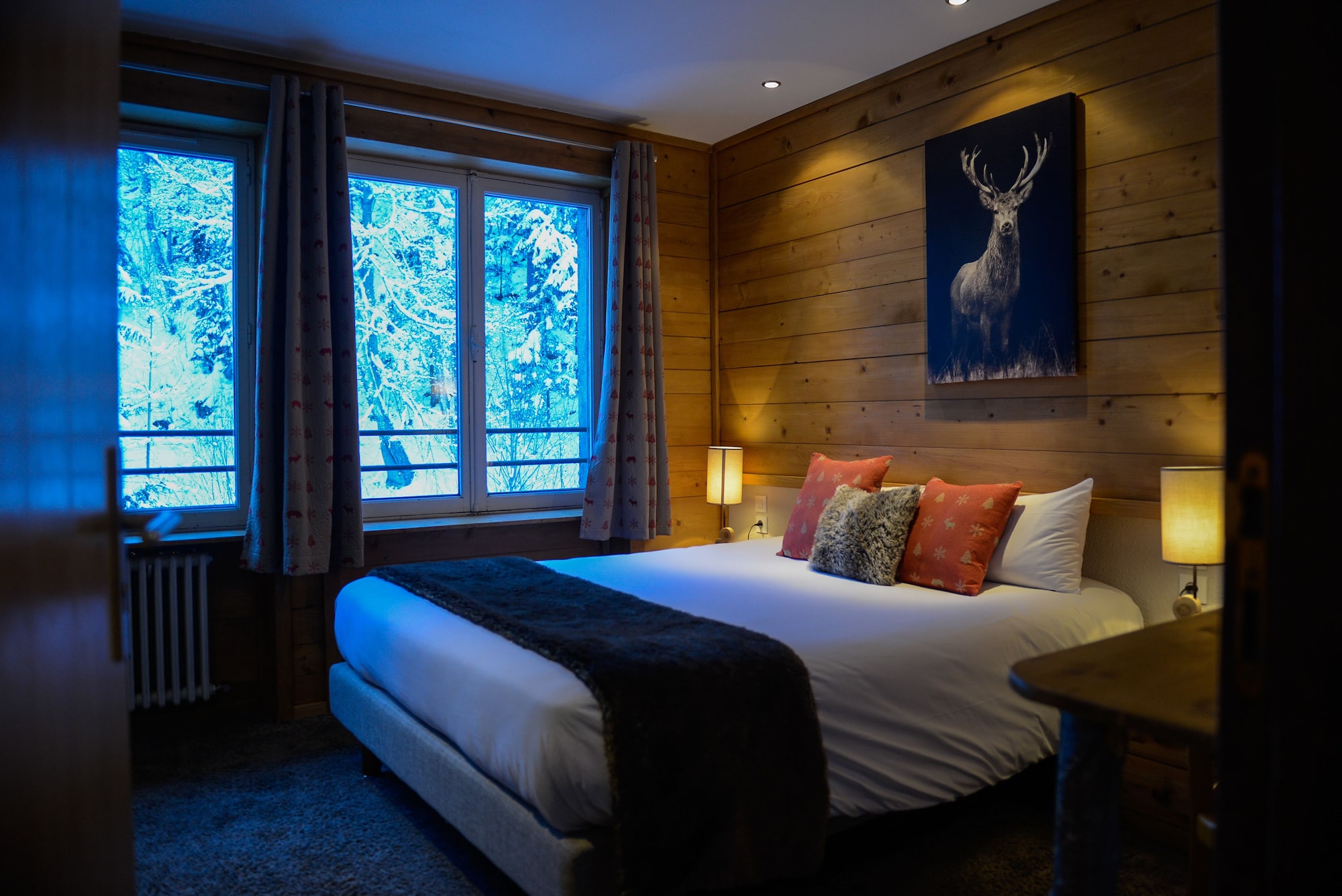 ROOM, QUADRUPLE
