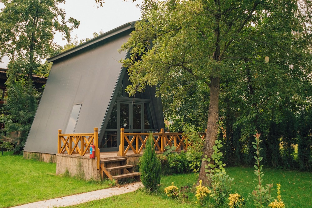 Sapanca Bamboolow Resort 2/50