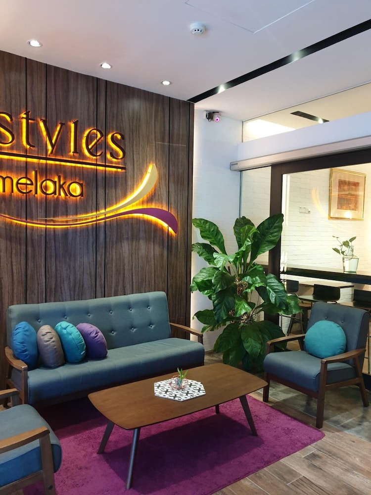 Styles Hotel 39/48