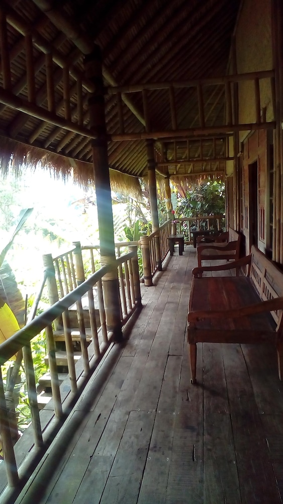 Warung Rekreasi Bedugul 40/50