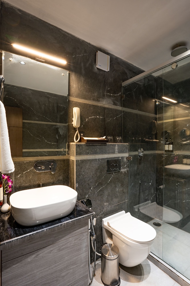 Regenta Place Raaj Agra 24/26