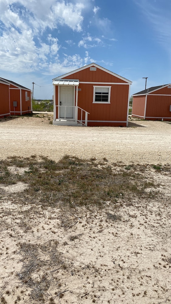 OYO Hotel Big Lake Hwy 137 TX 39/49