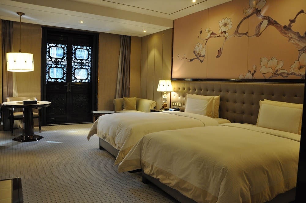 Royal Garden Hotel Shanghai 17/50