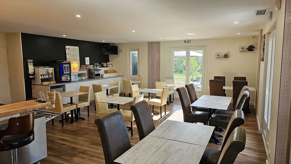 BRIT HOTEL PLAISANCE 41/61