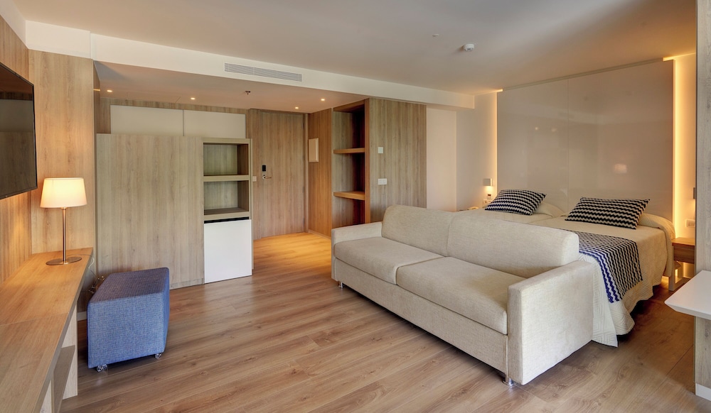 Hipotels Bahia Cala Millor - Adults Only 29/55