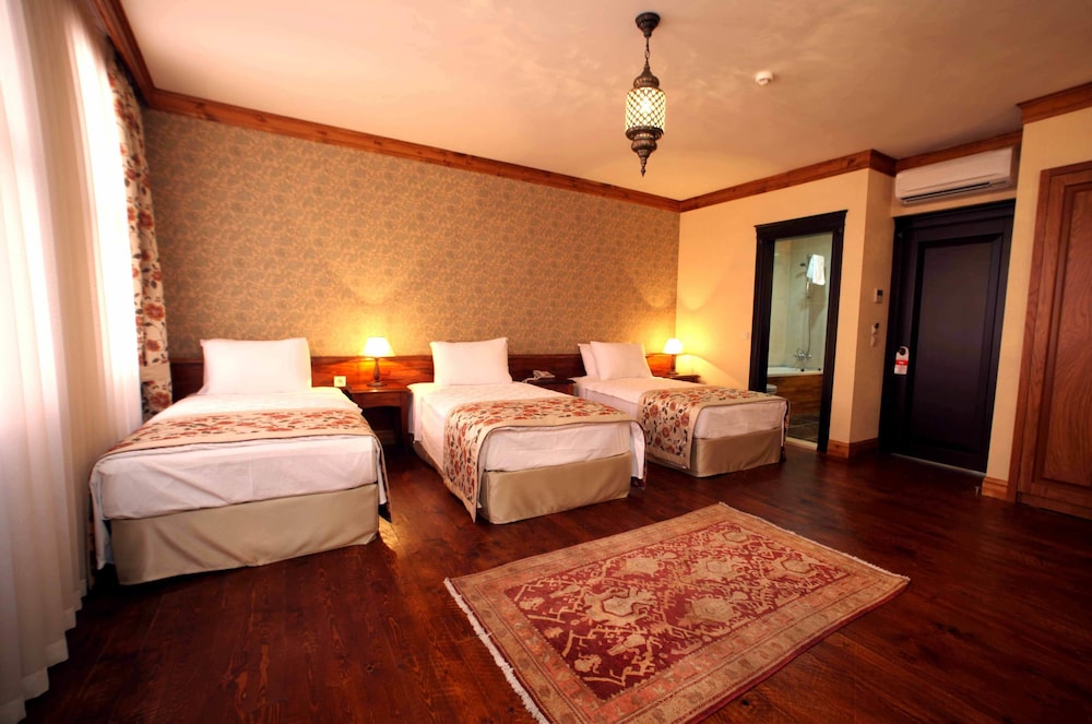 Lalinn Hotel 48/72