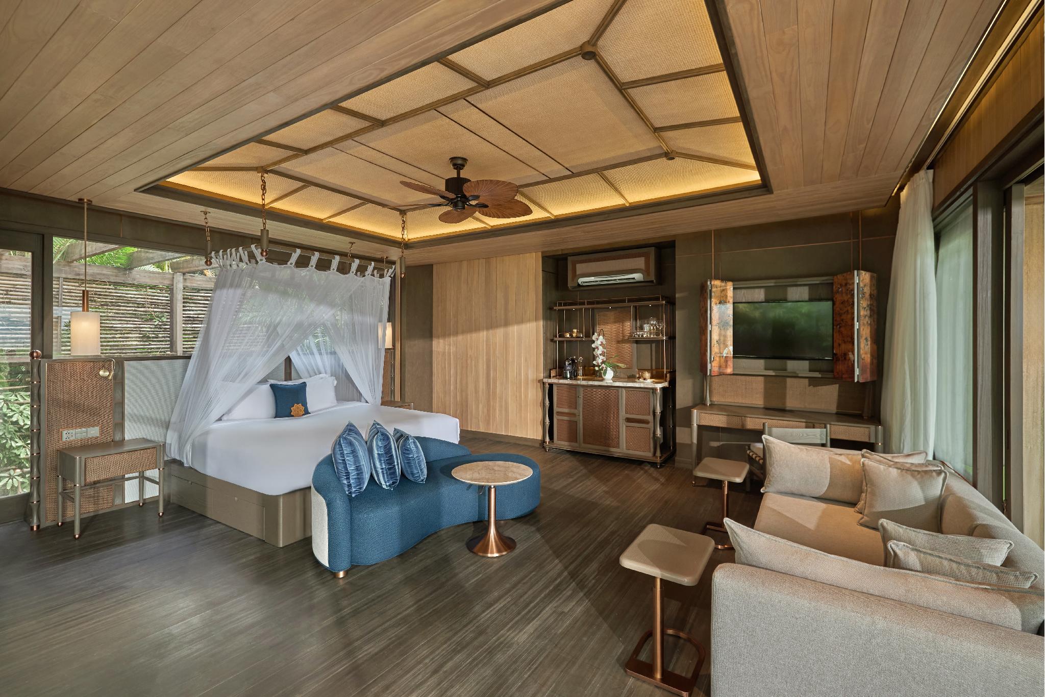 Pool, Villa, King Bed, Beach Front, Sofa