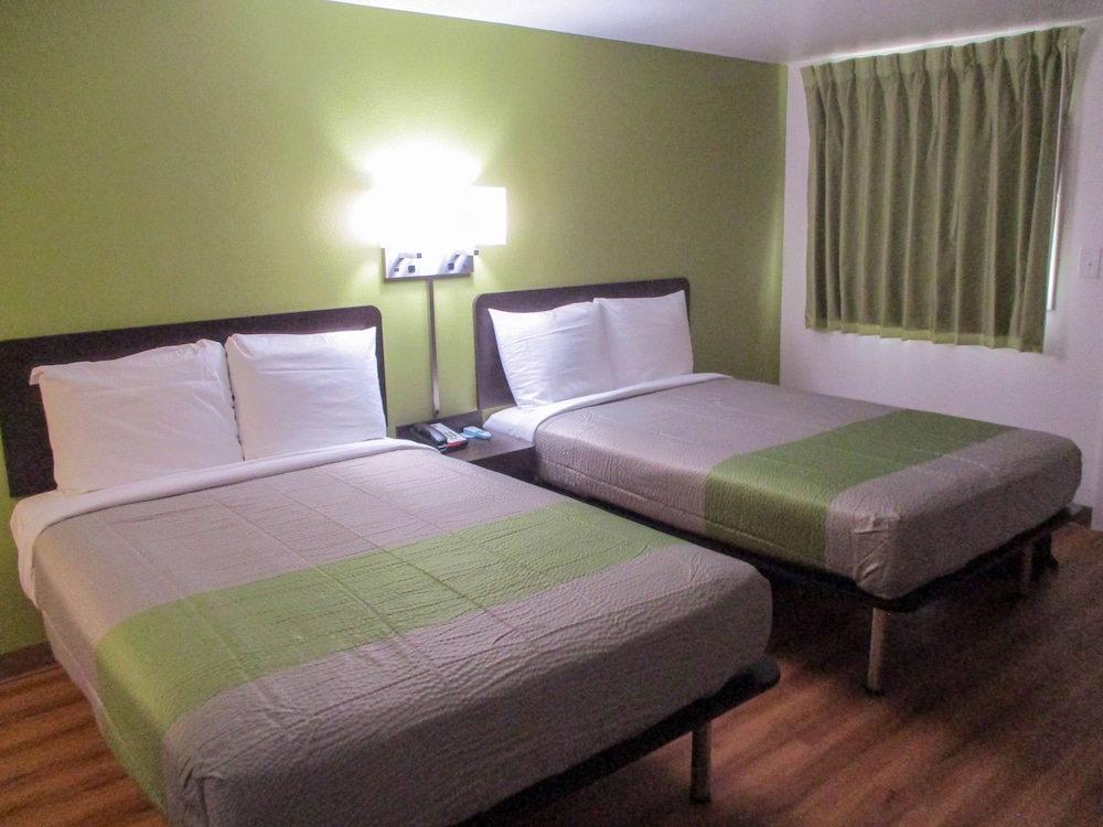 غرفة ديلوكس بسريرين مزدوجين، Motel6 North Olmsted, OH - Cleveland 2/5