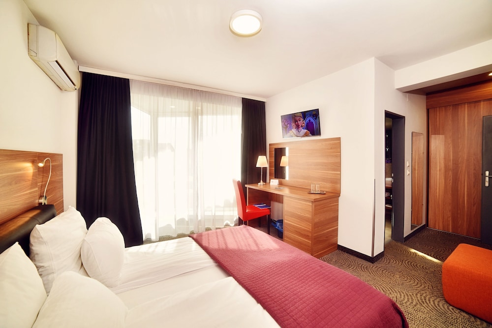 President Hotel 32/63