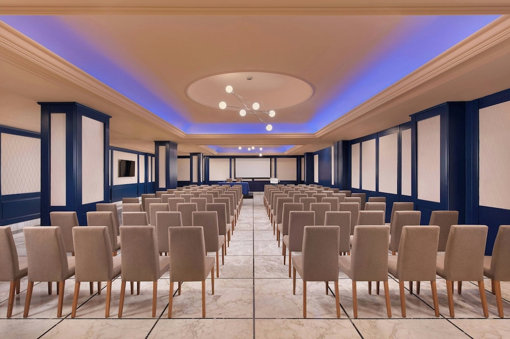Hotel Ercilla de Bilbao, Autograph Collection 40/50