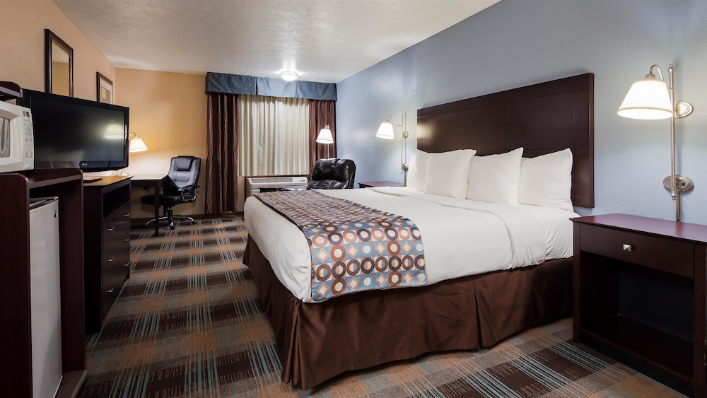 Baymont by Wyndham Danville IL 21/41