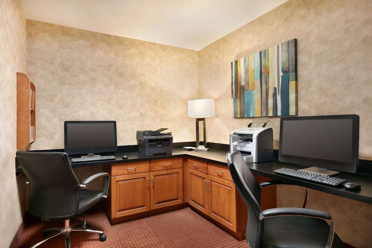 Wingate by Wyndham Vienna Parkersburg 42/48