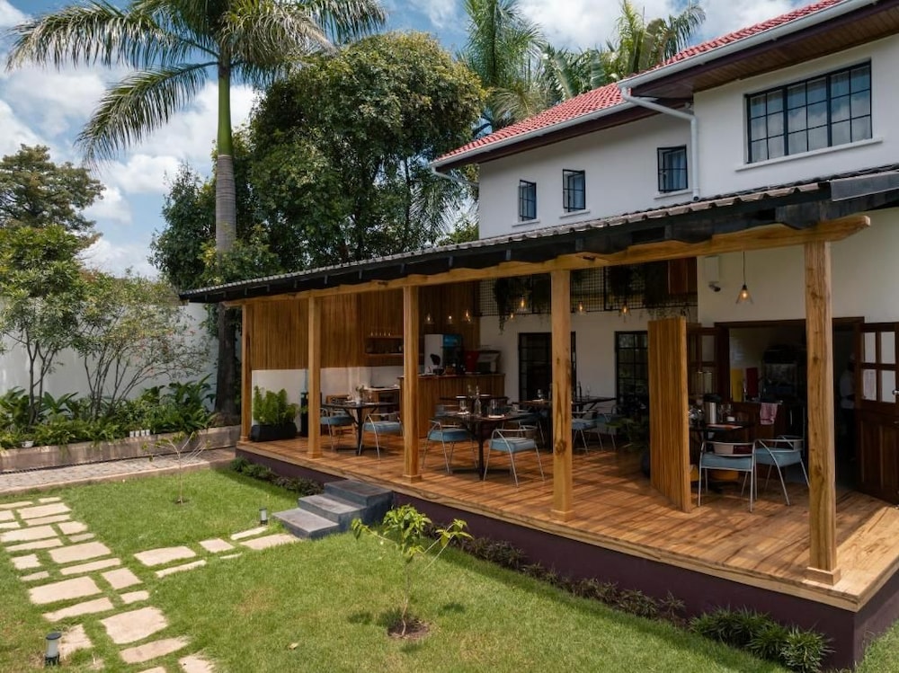 Altezza Lodge 4/46