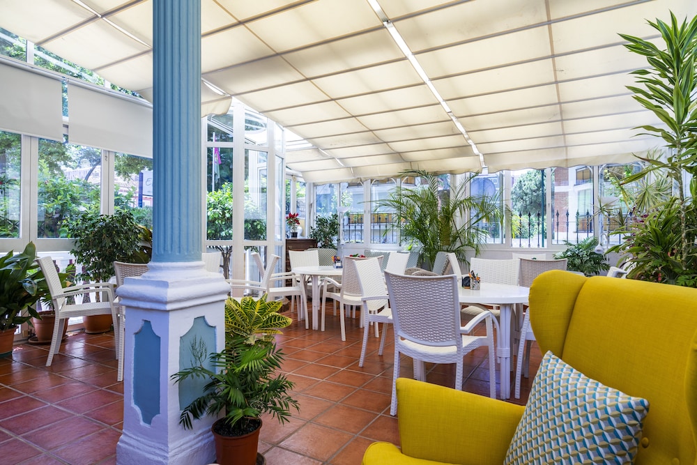 Hotel Elcano 42/70