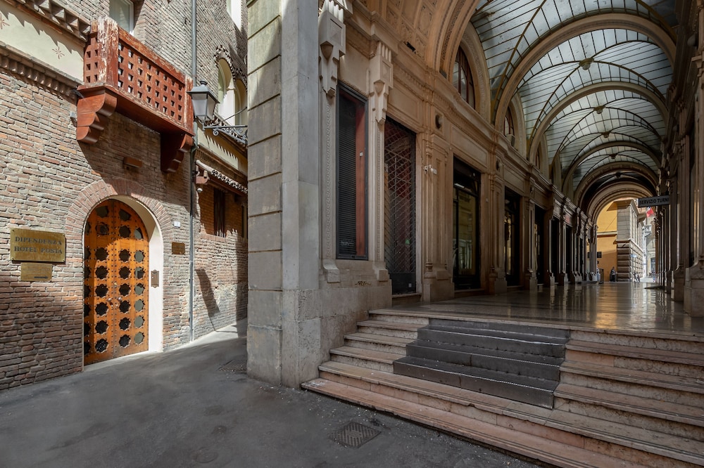 Albergo Reggio 42/63