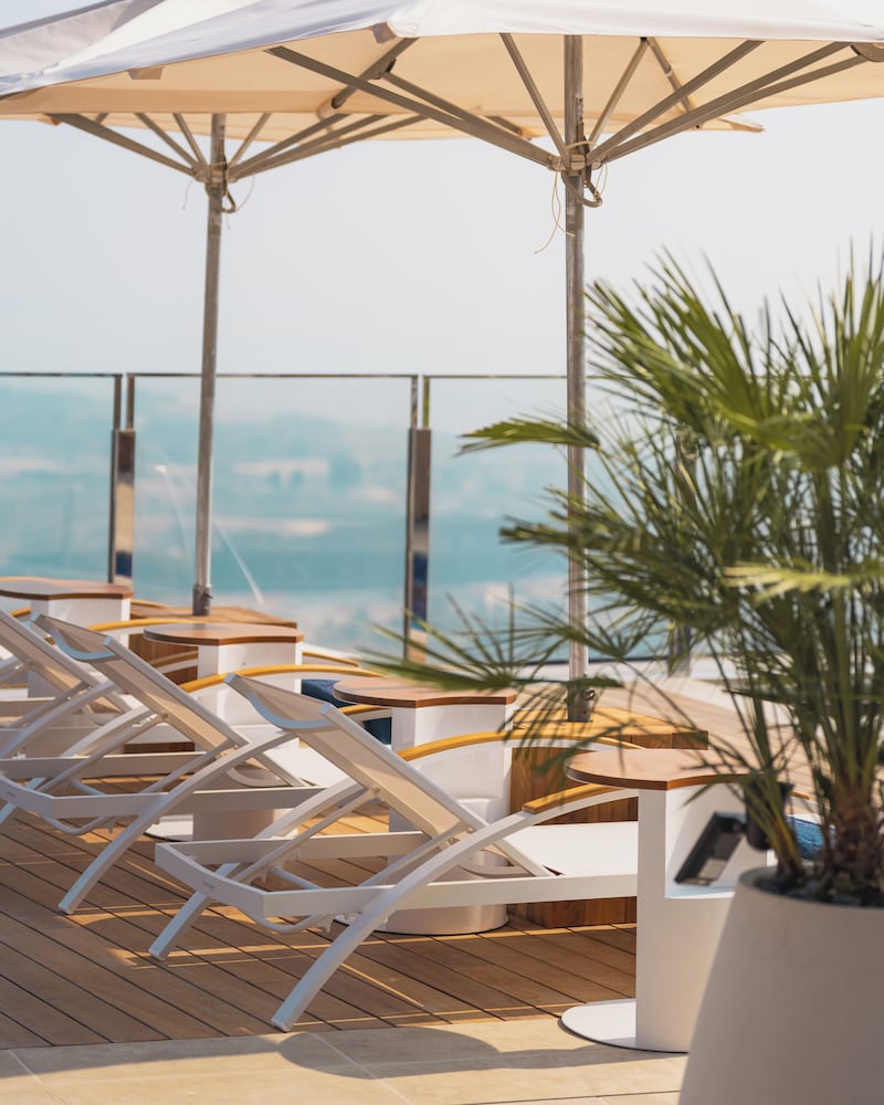 Andaz Capital Gate, Abu Dhabi, by Hyatt 21/50