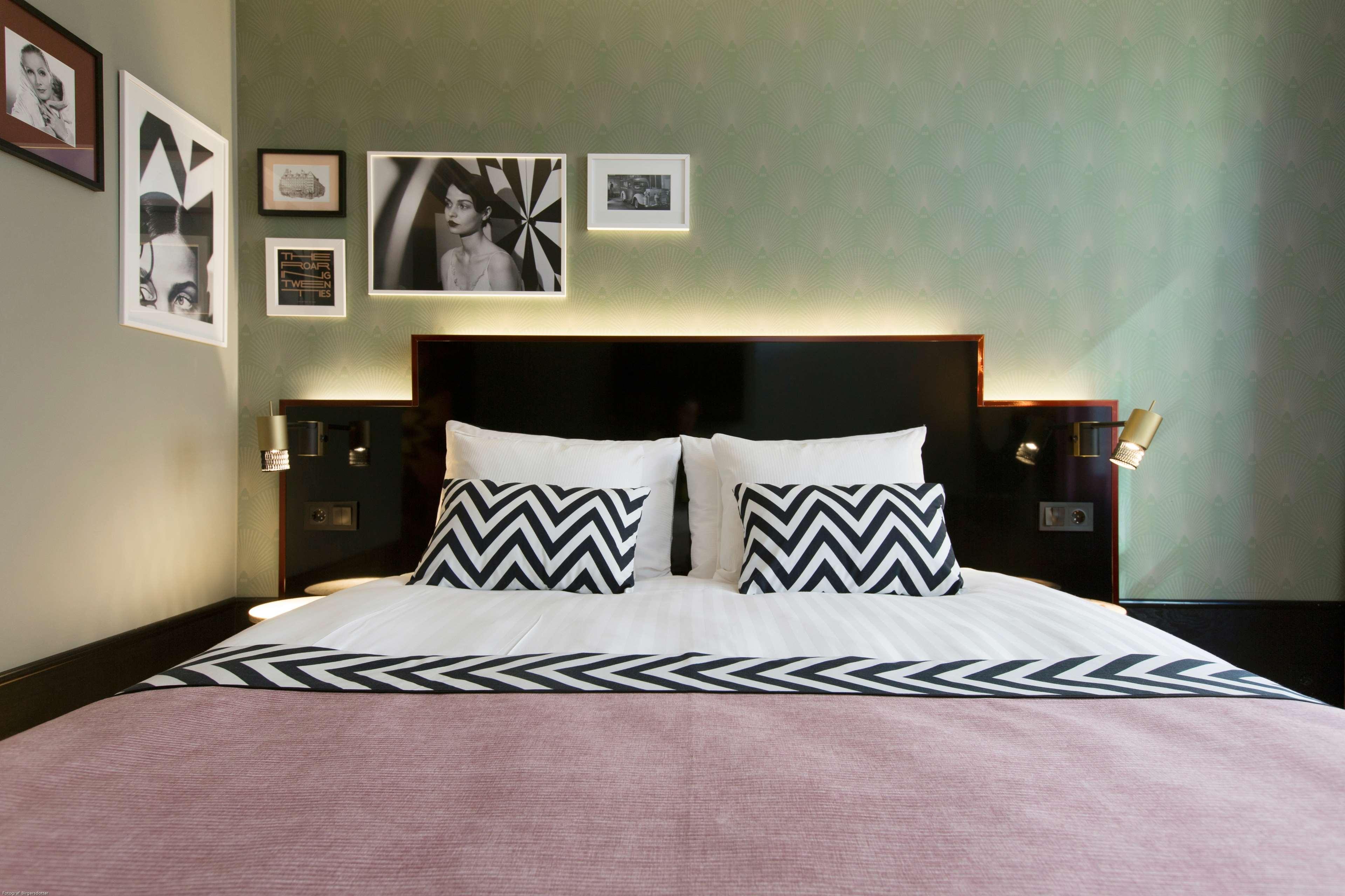 Sleep, Double Bed, No Window
