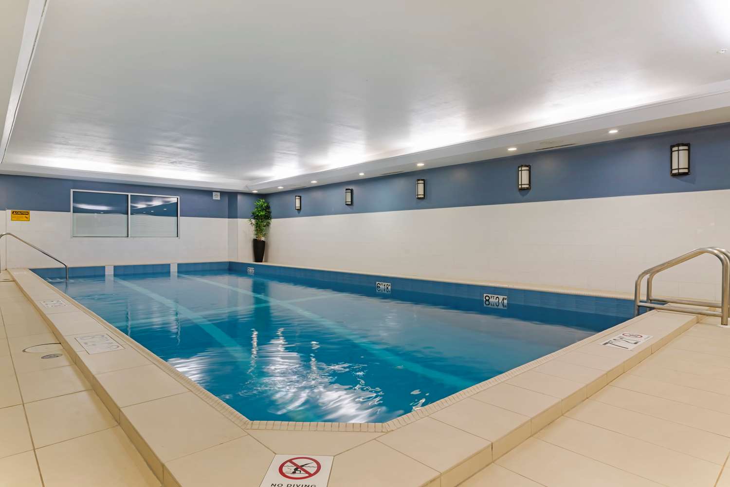 Best Western Plus Chocolate Lake Hotel 33/80