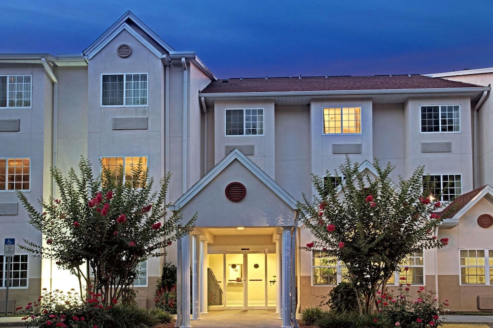 Microtel Inn and Suites by Wyndham Brooksville in BROOKSVILLE - FL