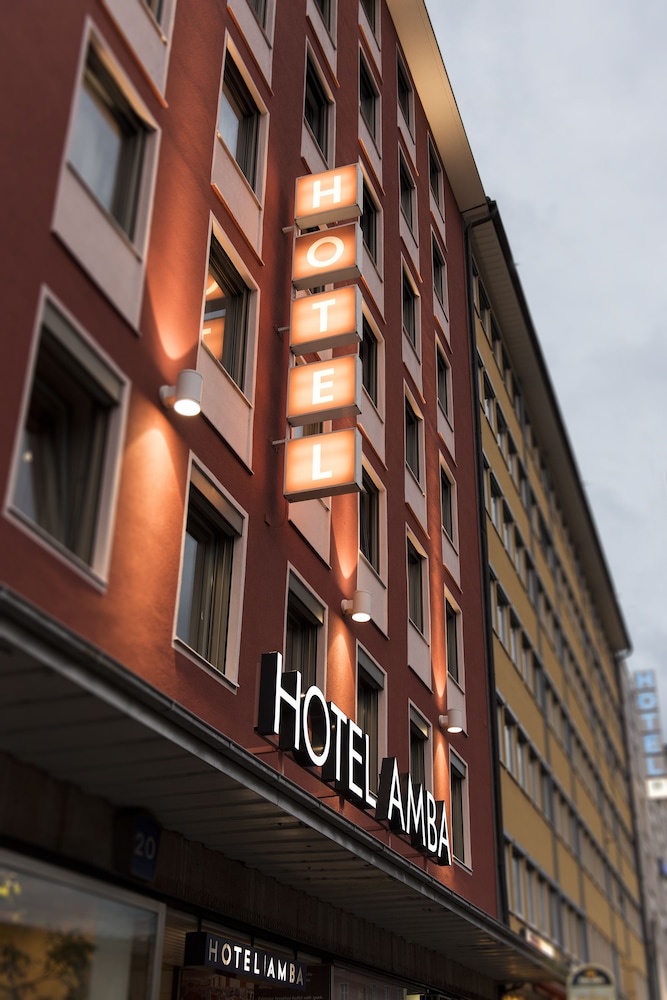 Hotel Amba 2/32