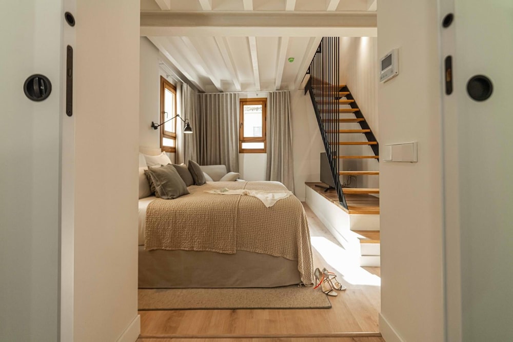 Samaritana Suites 16/50